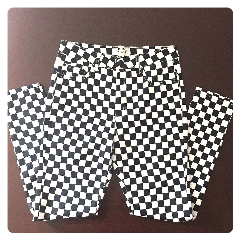 Forever 21 checkered skinny pants. Size 27